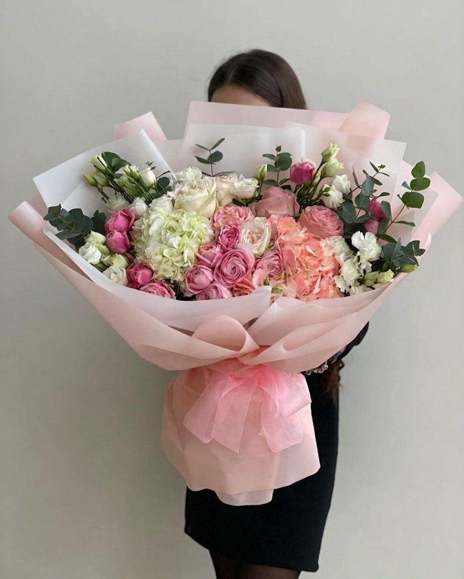 Авторский букет «Магическая красота»